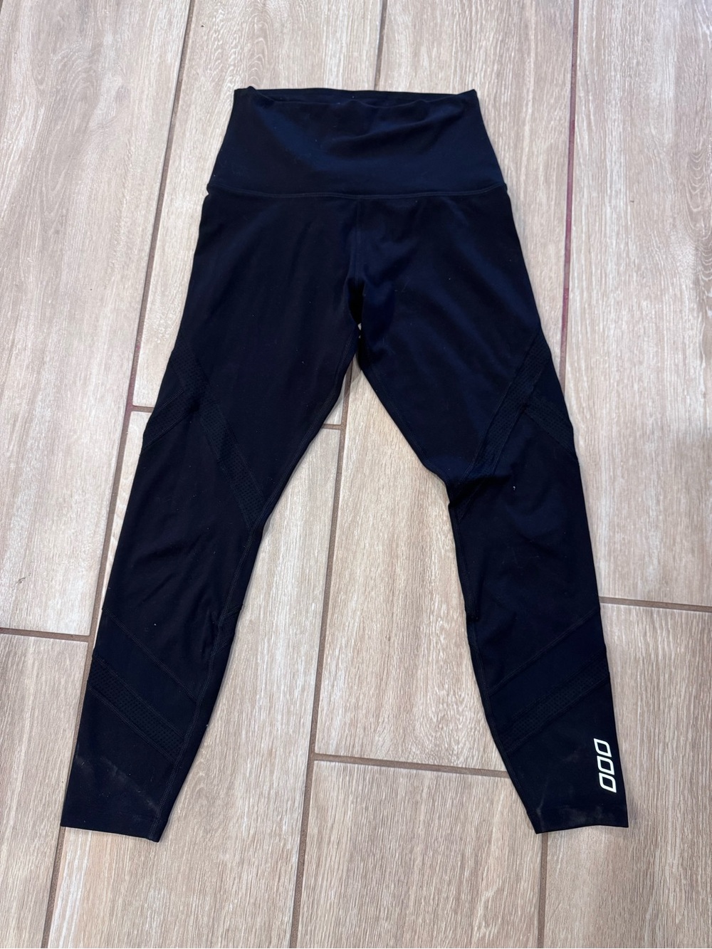 Lorna Jane Leggings with mesh detailing